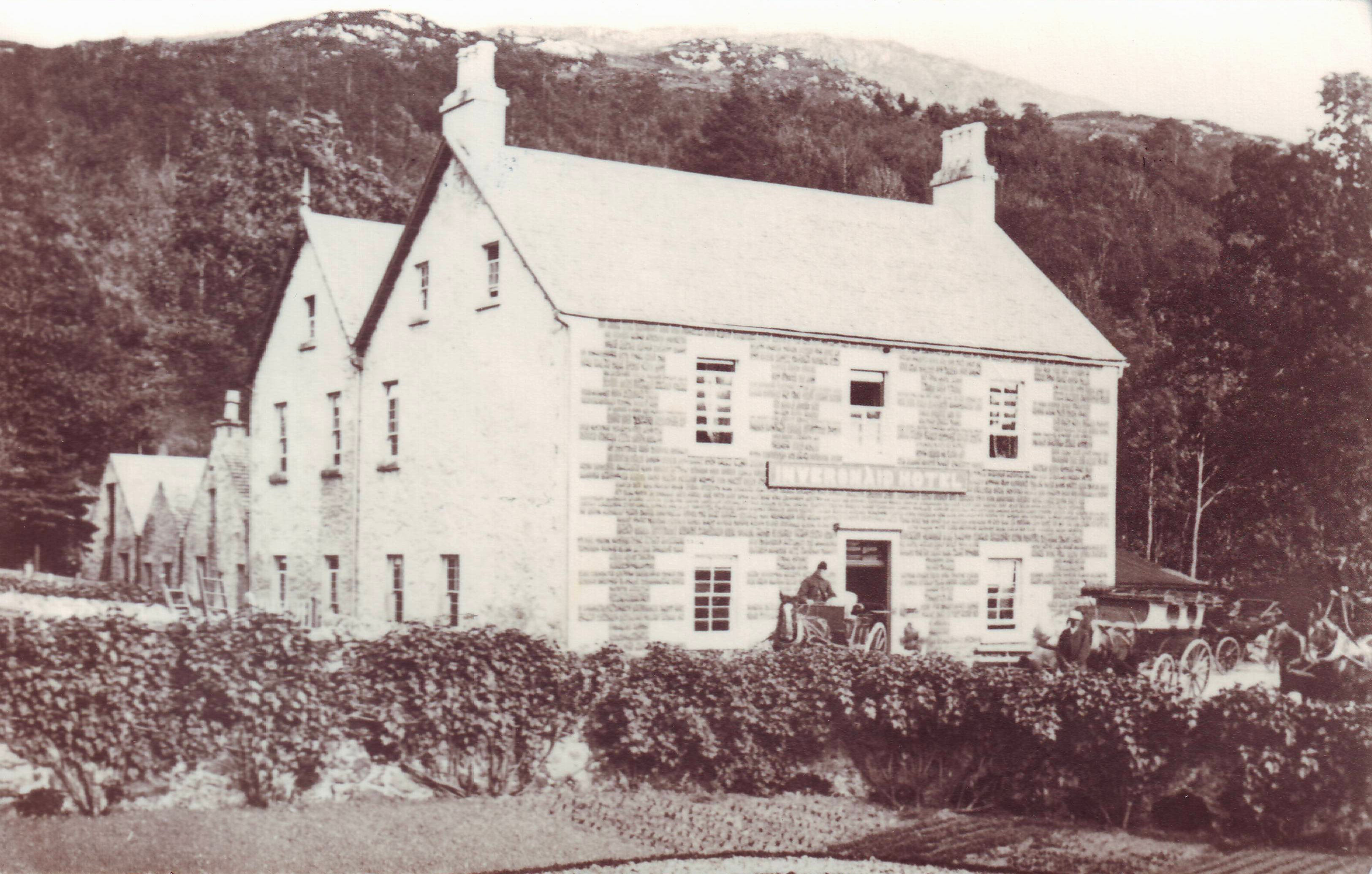 Inversnaid Hunting Lodge